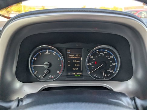 Used 2016 Toyota RAV4 Limited image 21