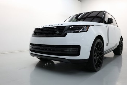 Used 2023 Land Rover Range Rover SE image 52