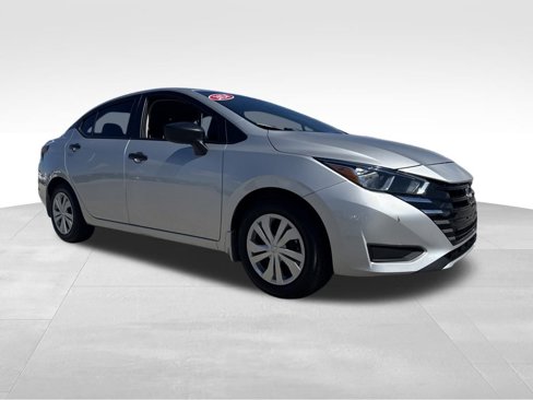 Used 2024 Nissan Versa S w/ Trunk Package image 7