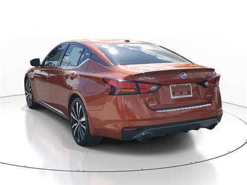 Used 2022 Nissan Altima 2.0 SR image 3