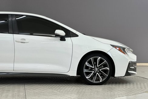 Used 2022 Toyota Corolla SE image 32