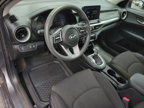 Used 2019 Kia Forte LXS image 3