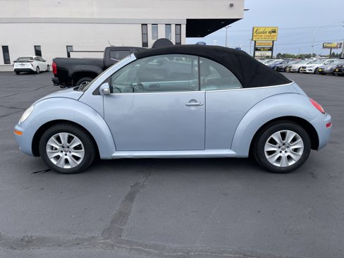 Used 2009 Volkswagen Beetle S image 5