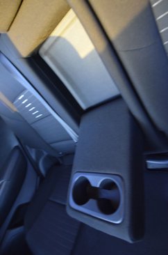 Used 2018 Kia Sportage LX w/ LX Technology Package image 40