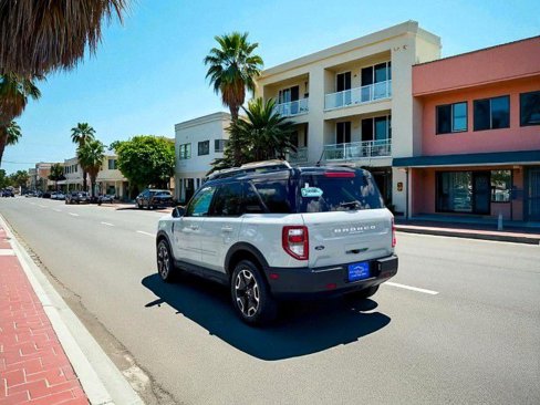 Used 2022 Ford Bronco Sport Outer Banks w/ Tech Package image 5