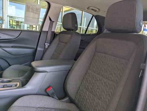 Used 2022 Chevrolet Equinox LT image 8