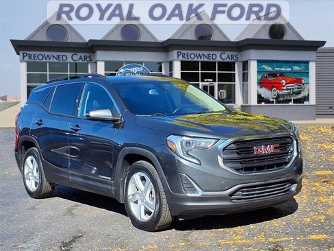 Used 2018 GMC Terrain SLE w/ Driver Convenience Package image 1