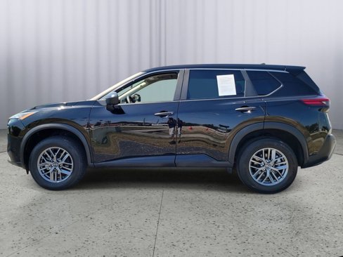 Used 2023 Nissan Rogue S image 7