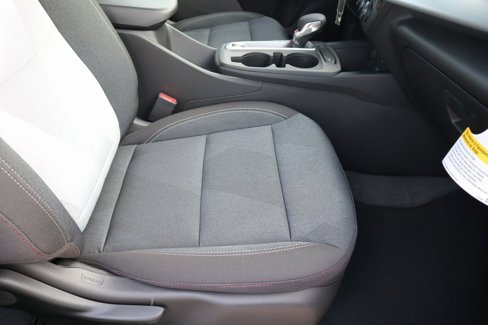 New 2025 Chevrolet Trax RS w/ Sunroof Package image 12