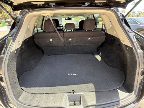 Used 2018 Nissan Murano SV image 10