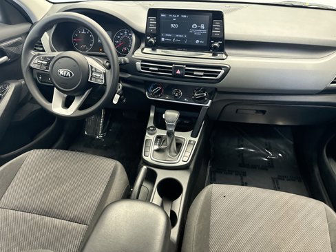 Used 2021 Kia Seltos LX image 12