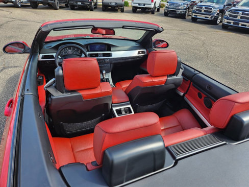 Used 2008 BMW 328i Convertible image 32