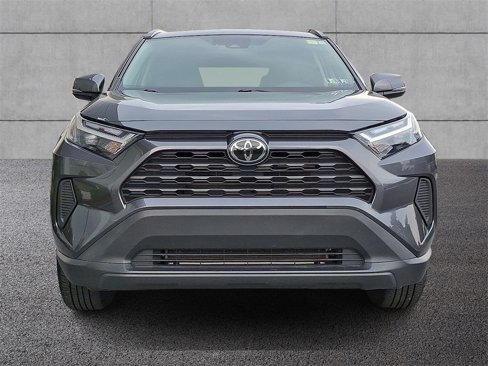 Used 2024 Toyota RAV4 XLE image 2