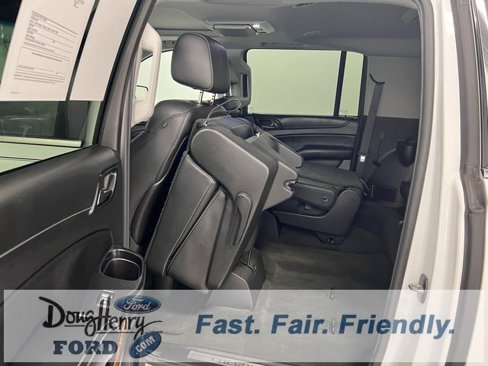 Used 2015 Chevrolet Suburban LTZ image 33