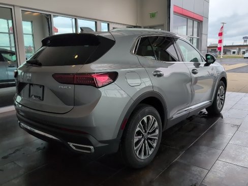 Used 2024 Buick Envision Preferred image 7