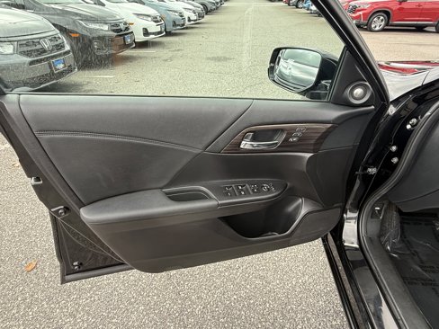 Used 2016 Honda Accord EX-L image 14