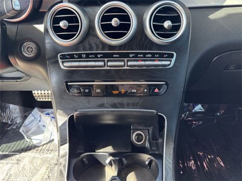 Used 2021 Mercedes-Benz GLC 300 image 13
