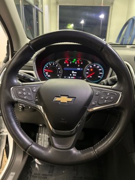 Used 2020 Chevrolet Equinox Premier image 19