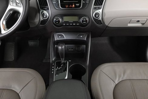 Used 2010 Hyundai Tucson Limited image 16