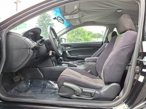 Used 2010 Honda Accord LX-S image 13