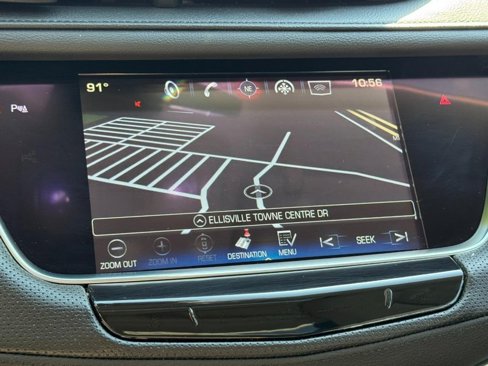 Used 2017 Cadillac XT5 Luxury w/ Driver Awareness Package image 22