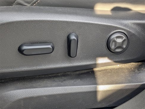 Used 2018 Buick Envision Essence image 20