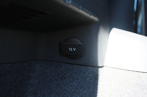 Used 2018 Volkswagen Tiguan S image 9