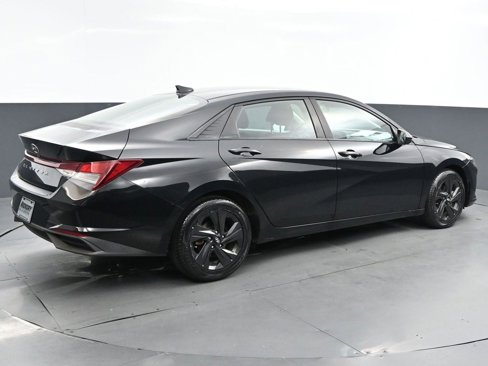 Used 2021 Hyundai Elantra SEL image 7