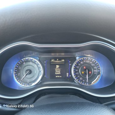 Used 2016 Chrysler 200 Limited image 12