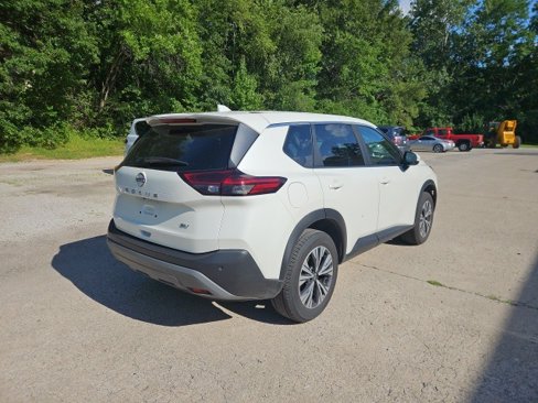Used 2023 Nissan Rogue SV image 4
