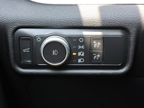 Certified 2022 Ford Explorer XLT w/ Equipment Group 202A image 35