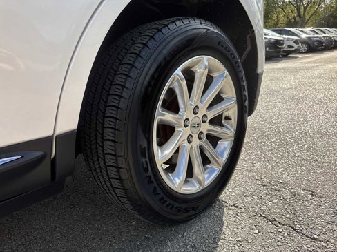 Used 2012 Lincoln MKX AWD image 14