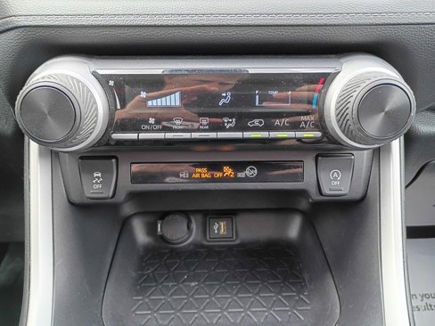 Used 2024 Toyota RAV4 LE image 23