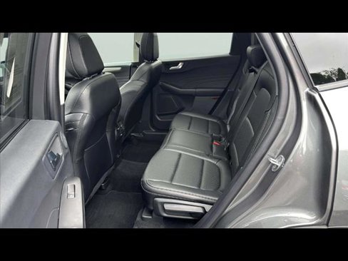 Used 2022 Ford Escape SEL w/ Technology Package image 12