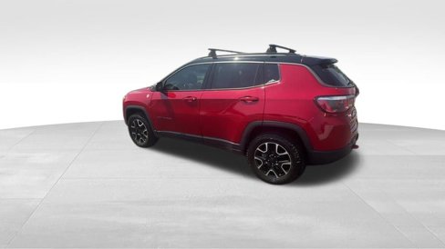 Used 2020 Jeep Compass Trailhawk image 31