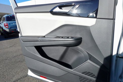 New 2025 Volkswagen Taos S image 12