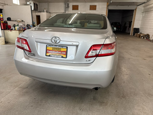 Used 2010 Toyota Camry LE image 82