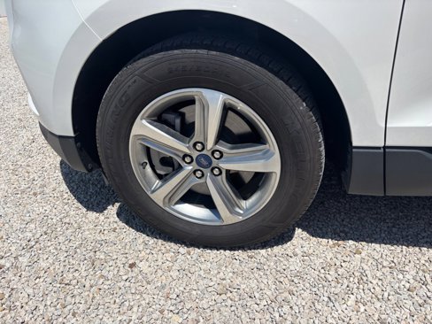 Certified 2021 Ford Edge SEL w/ Convenience Package image 15