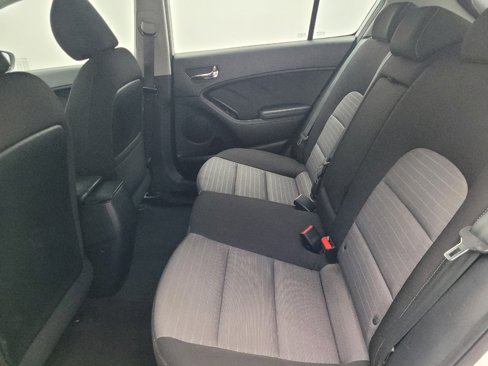 Used 2016 Kia Forte LX image 18