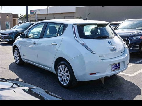 Used 2016 Nissan Leaf S w/ Charger Package image 4