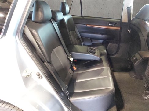 Used 2014 Subaru Outback 2.5i Limited image 21