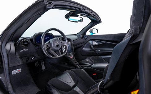 Used 2022 McLaren 720S Performance image 19