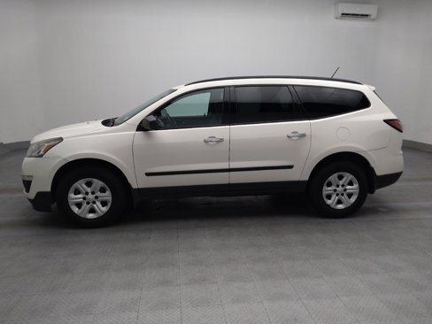 Used 2015 Chevrolet Traverse LS image 2