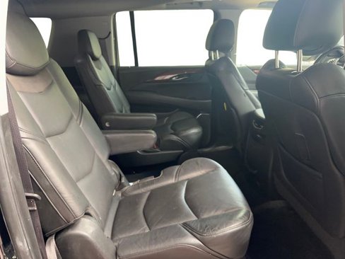 Used 2015 Cadillac Escalade ESV Luxury image 11