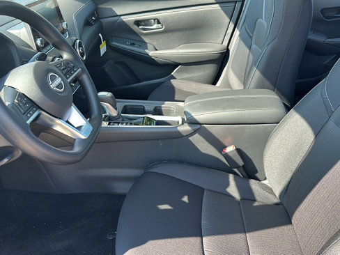 New 2025 Nissan Sentra SV image 10