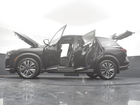 New 2026 INFINITI QX60 Luxe w/ Family Package image 40