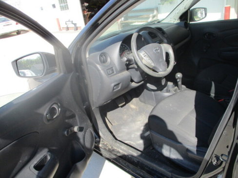 Used 2016 Nissan Versa S image 23