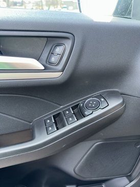 Used 2022 Ford Escape SEL image 12