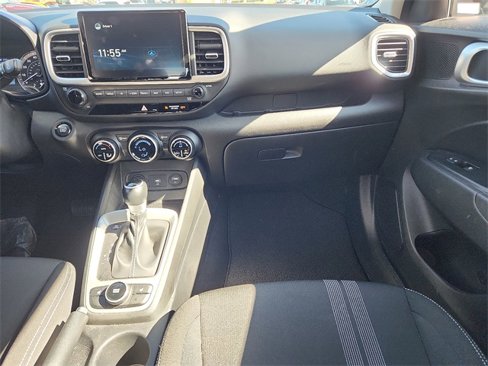 Certified 2021 Hyundai Venue SEL w/ Premium Package image 10