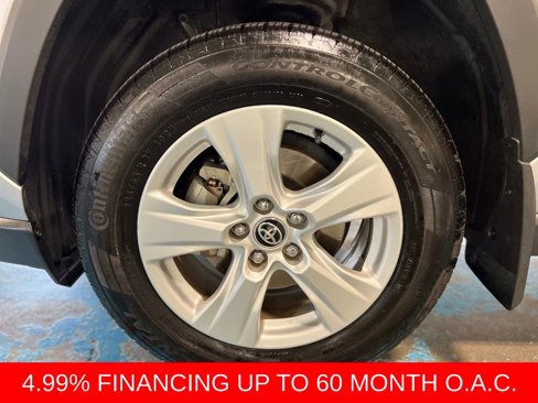 Used 2020 Toyota RAV4 XLE image 9